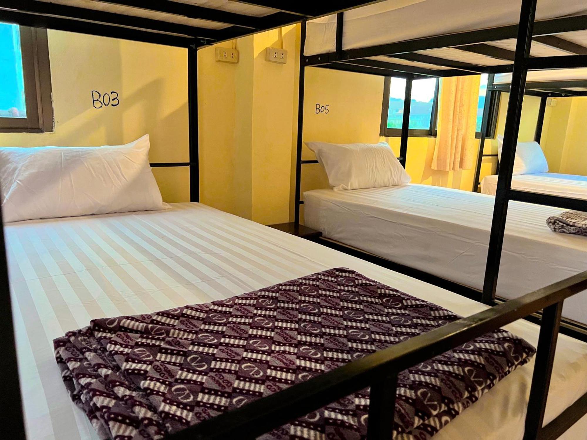 Easy Go Backpacker Hostel Vang Vieng Exterior foto