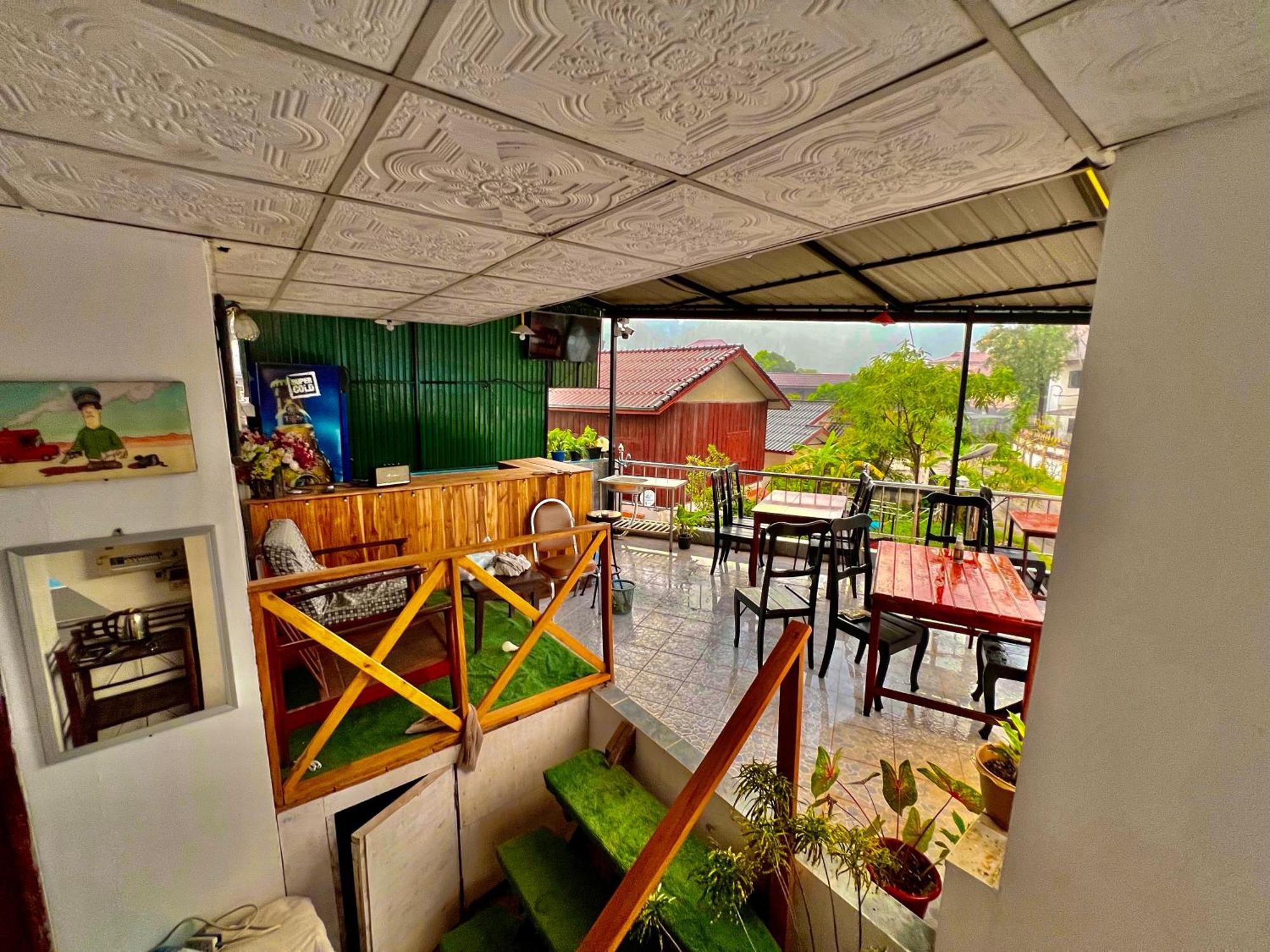 Easy Go Backpacker Hostel Vang Vieng Exterior foto