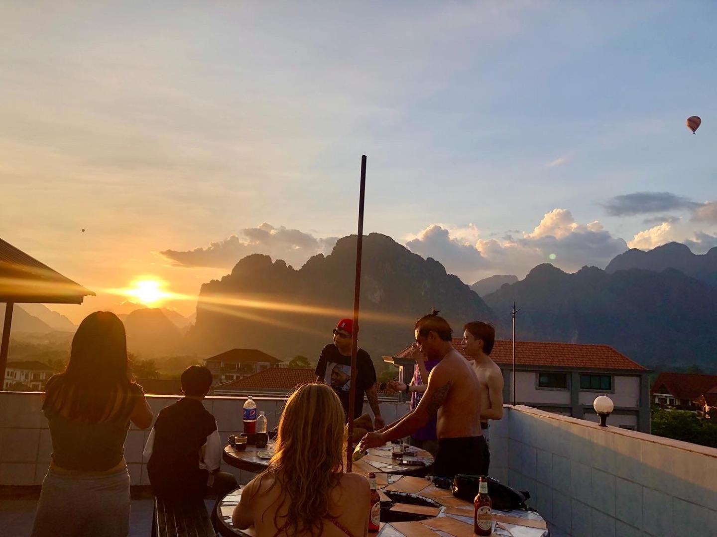 Easy Go Backpacker Hostel Vang Vieng Exterior foto